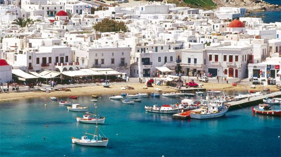 Yabancı turist otelleri doldururken yerli turist Yunanistan&rsquo;a akın etti&hellip;