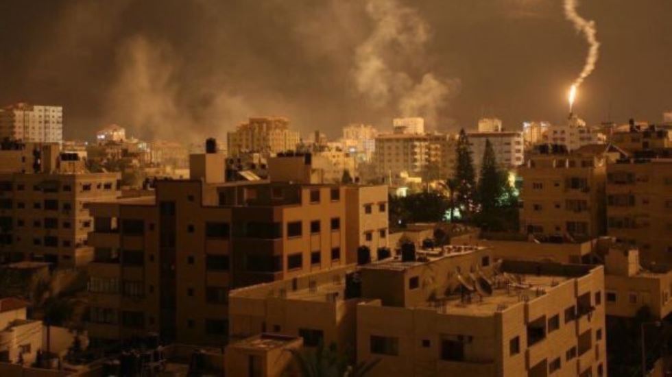 Ateşkesi bozan İsrail, Gazze'ye saldırı başlattı: &Ccedil;ok sayıda &ouml;l&uuml; ve yaralı var!