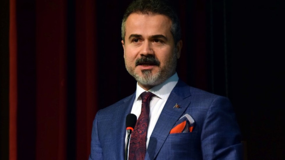 Suat Kılı&ccedil;: "Hi&ccedil; değilse bir maaş verseniz de emeklinin bayramda y&uuml;z&uuml; g&uuml;lerdi. 4 bin lira nedir Allah aşkına''