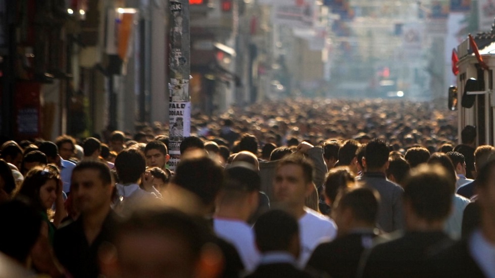 İstihdam stratejisi ger&ccedil;ek&ccedil;i değil: İşsizler ordusu 11 milyonu aştı!