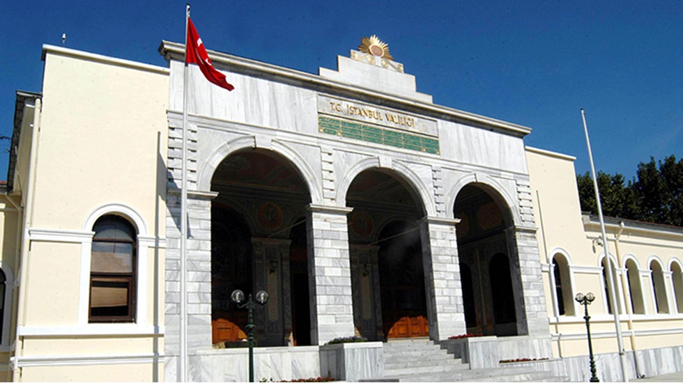 İstanbul Valiliği, bayramda trafik yoğunluğunu azaltmak i&ccedil;in alınan tedbirleri duyurdu