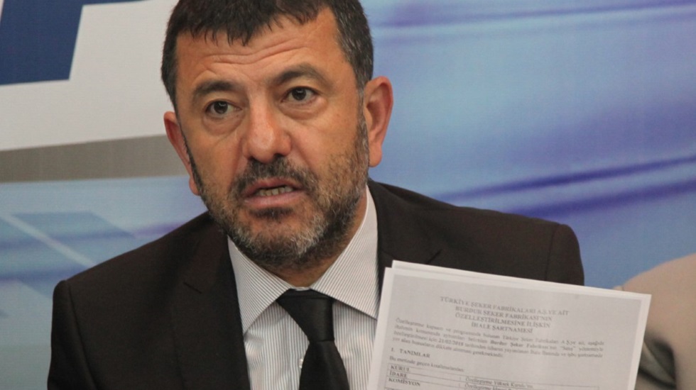 Ağbaba: "İsraile Gazzeli &ccedil;ocukları &ouml;ld&uuml;rmesi i&ccedil;in destek veren Trump&rsquo;ı tebrik ettiniz!"