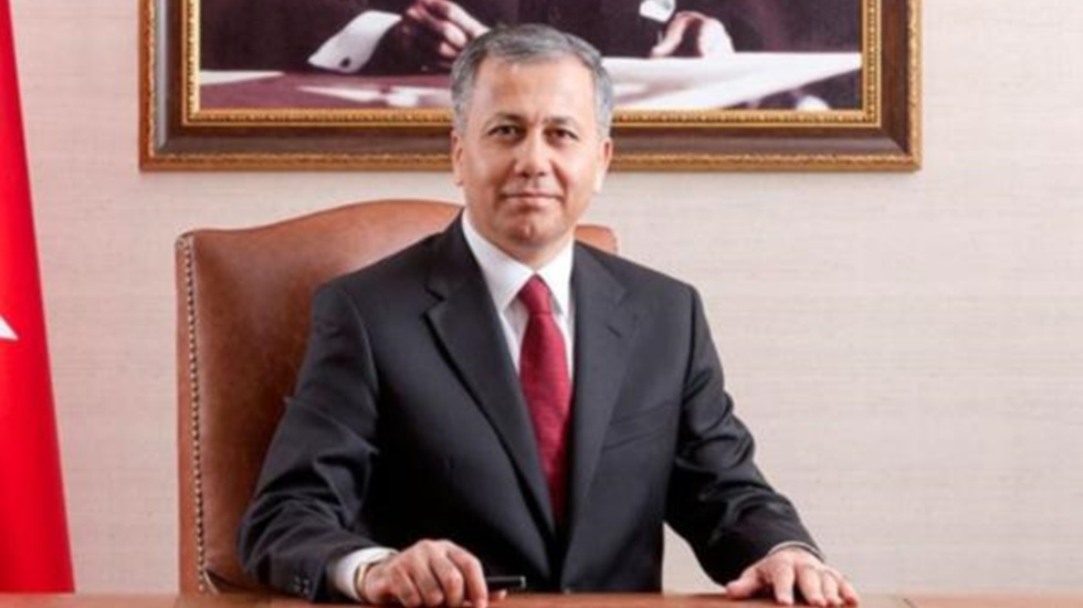 Bakan Yerlikaya: "Sokak k&ouml;peklerinin toplanması hakkıyla yapılmıyor"