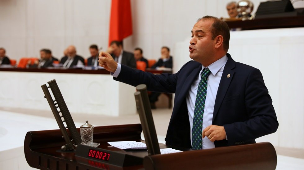 Karabat: &ldquo;AKP&rsquo;lilerin istihdam edildiği rant şirketine d&ouml;n&uuml;şen THY başına buyruk hareket edemez&rdquo;