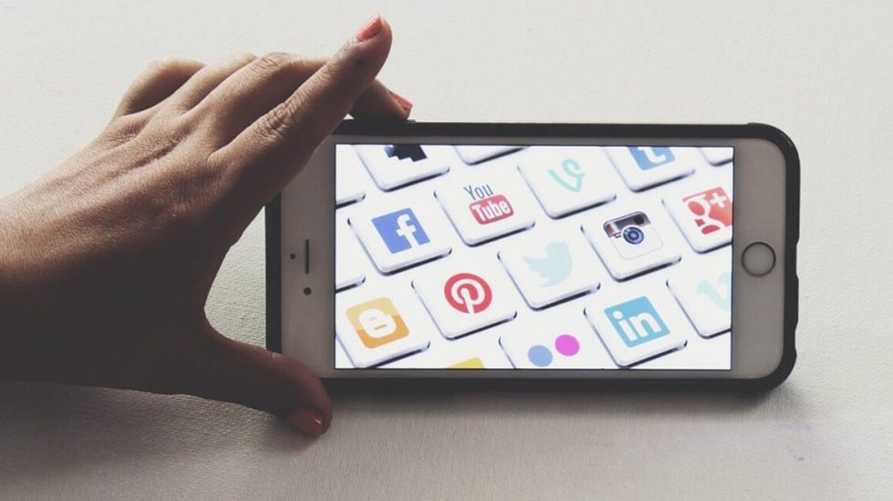 Sosyal medya i&ccedil;erik &uuml;reticilerine gelir vergisi istisnası getirildi