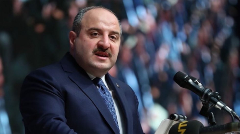 Eski paylaşımı g&uuml;ndem olan AKP'li Mustafa Varank'tan yeni a&ccedil;ıklama...