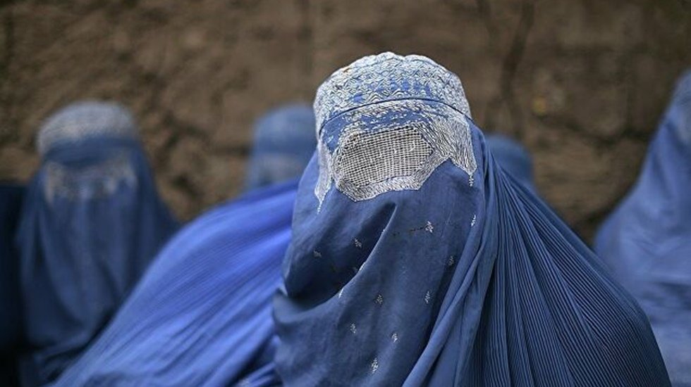 Taliban, kadınlara 'pencere kapatma' yasağı getirdi