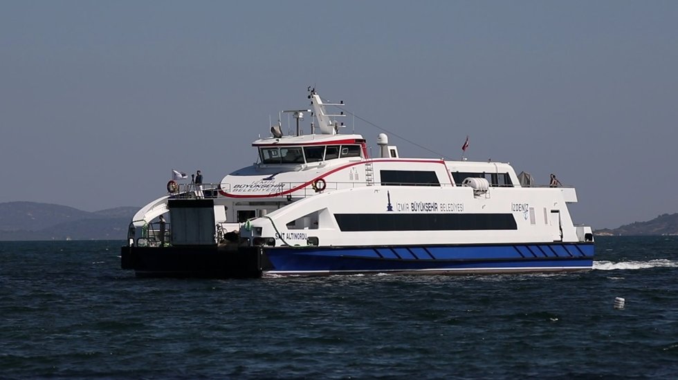 İZDENİZ 15 dakikada bir sefer d&uuml;zenine d&ouml;n&uuml;yor
