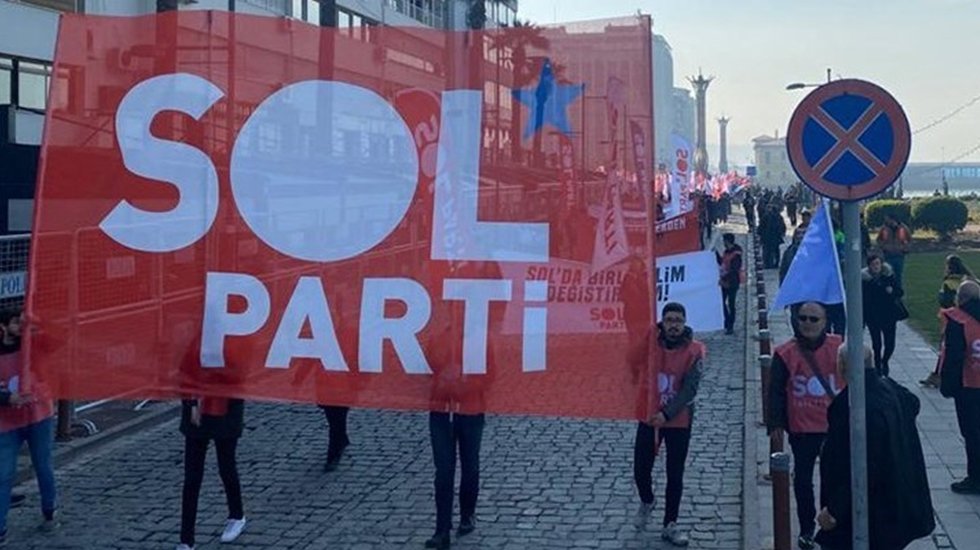 SOL Parti'den, Bah&ccedil;eli'ye: 'Erdoğan'ı iktidarda tutma oyunu...'
