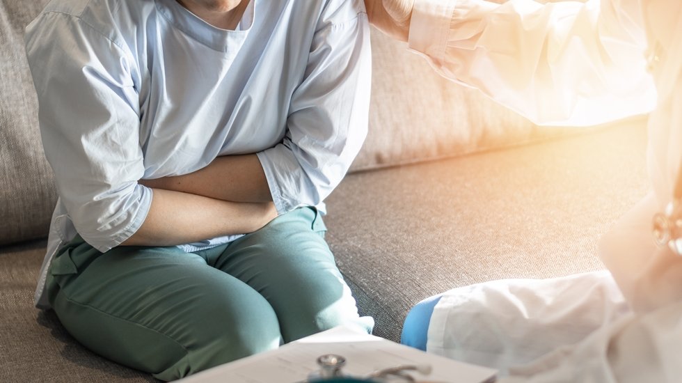 &lsquo;Kadınsal sorun&rsquo; deyip ge&ccedil;meyin! 40 yaş sonrası kanamalarda dikkat!