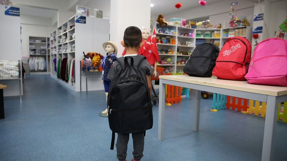 &Ouml;ğrencinin sadece kırtasiye gideri 3 bin lirayı buluyor