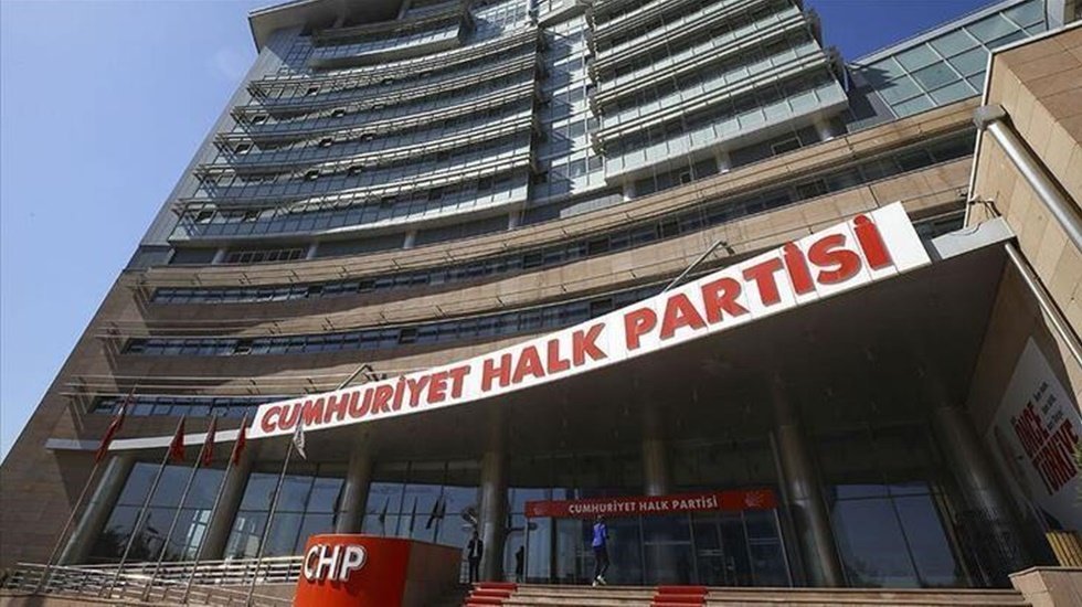 CHP&rsquo;den belediye başkanlarına "Kayırmacılık, şatafat ve israfla m&uuml;cadele" genelgesi