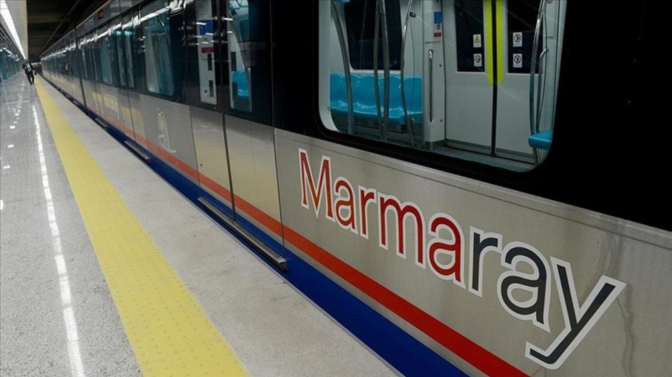 Marmaray'da arıza nedeniyle seferler gecikmeli yapılıyor