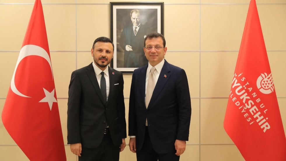 &Ouml;zg&uuml;r &Ccedil;elik&rsquo;ten yurttaşlara &ccedil;ağrı: &lsquo;Ekrem Başkan i&ccedil;in Maltepe'de buluşalım!&rsquo;