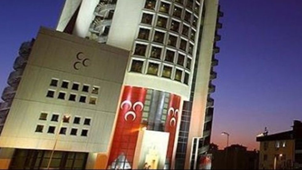 MHP'den 'erken se&ccedil;im' &ccedil;ağrılarına yanıt: Biz &ouml;ng&ouml;rm&uuml;yoruz..."