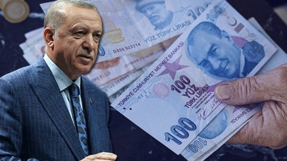 AKP yerel se&ccedil;im yenilgisinin su&ccedil;lusunu buldu...