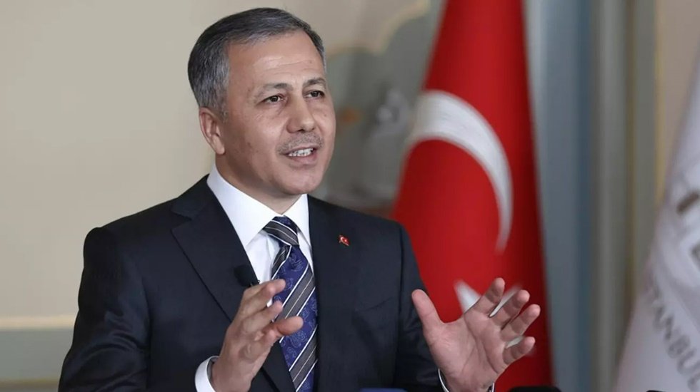 Bakan Yerlikaya a&ccedil;ıkladı: 'Bunu yapanların ehliyetleri iptal edilecek'