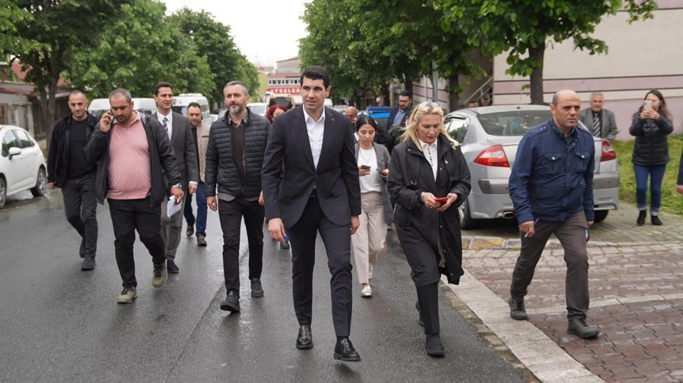 Firuzk&ouml;y Mahallesi&rsquo;ne hizmet seferberliği