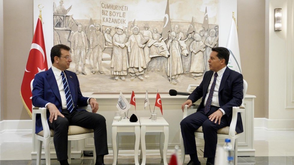 &Ouml;zer: &ldquo;Esenyurt&rsquo;ta 101 &uuml;lkeden insan var, 101 dil konuşuluyor&rdquo;