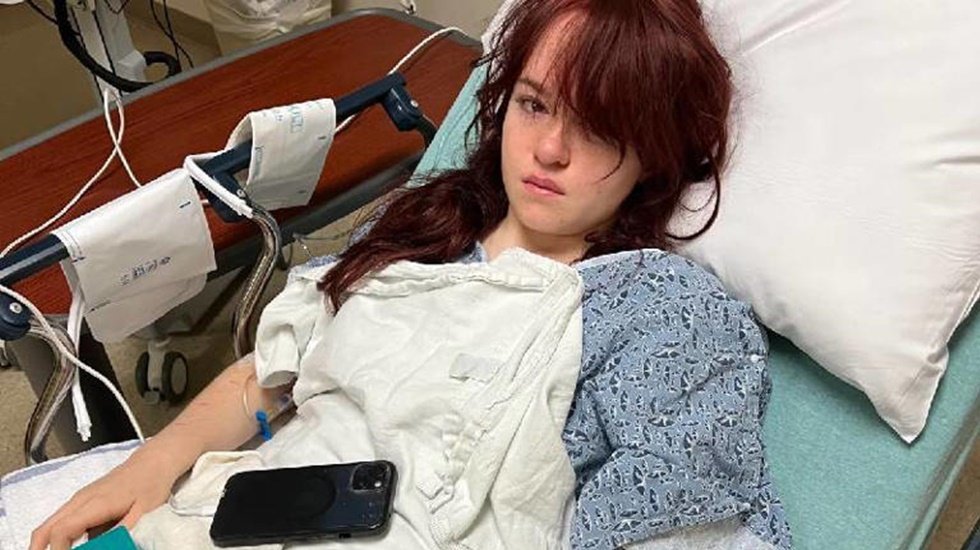 "S&uuml;rekli cinsel uyarılma" hastası olan gen&ccedil; kadın hasteneye kaldırıldı