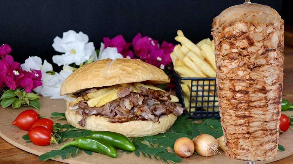 Baharatla tadı değiştirilen d&ouml;nerde b&uuml;y&uuml;k tehlike!