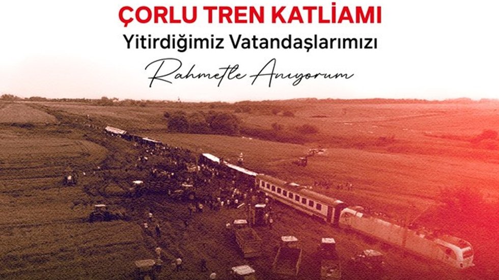 &Ouml;zg&uuml;r &Ouml;zel, &Ccedil;orlu Tren Katliamının 6. yılında &ouml;lenleri andı