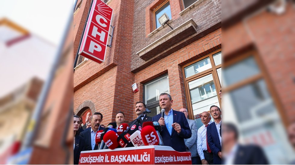 &Ouml;zg&uuml;r &Ouml;zel: "Mali darbe girişimini p&uuml;sk&uuml;rtmeye davet ediyorum''