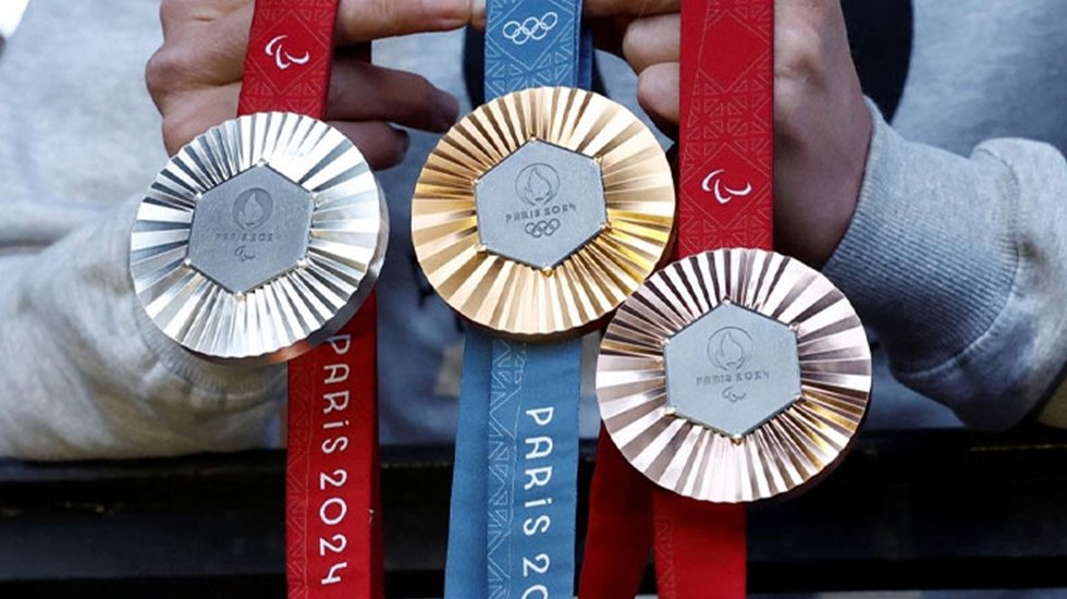 40 yıl sonra: 2024 Paris Olimpiyat Oyunları'nı altını olmayan 8 madalya ile tamamladık