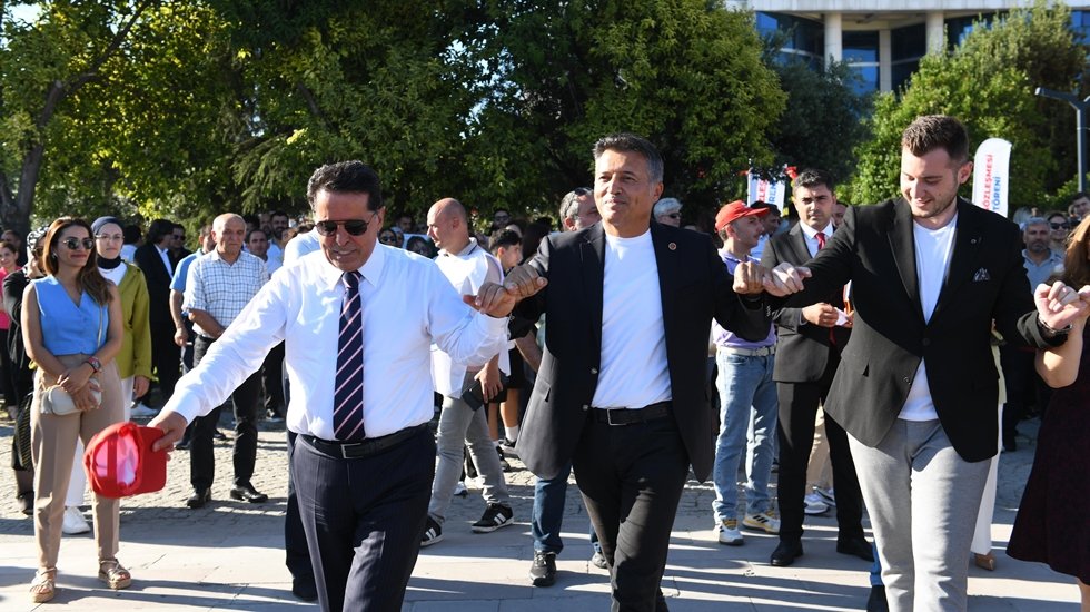 Davullu Zurnalı Toplu S&ouml;zleşme Sevinci