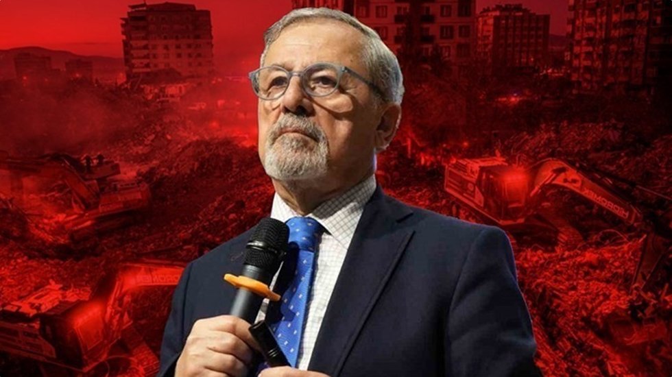 Prof. Dr. Naci G&ouml;r&uuml;r uyardı: 'En az 7.4&hellip;'