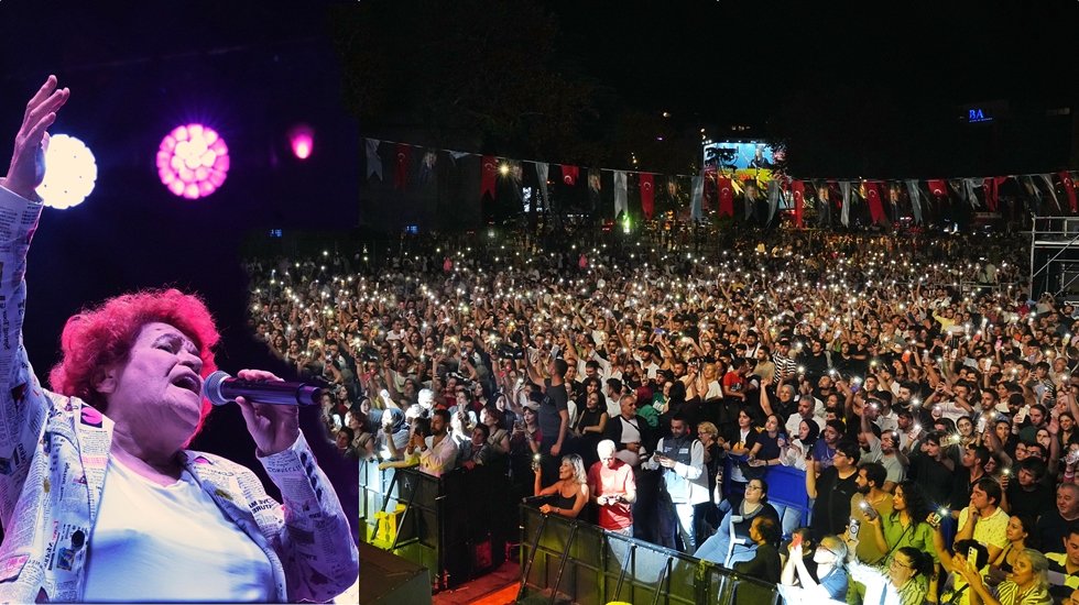 1 Eyl&uuml;l D&uuml;nya Barış G&uuml;n&uuml;&rsquo;nde Selda Bağcan Beşiktaş&rsquo;ı salladı&hellip;