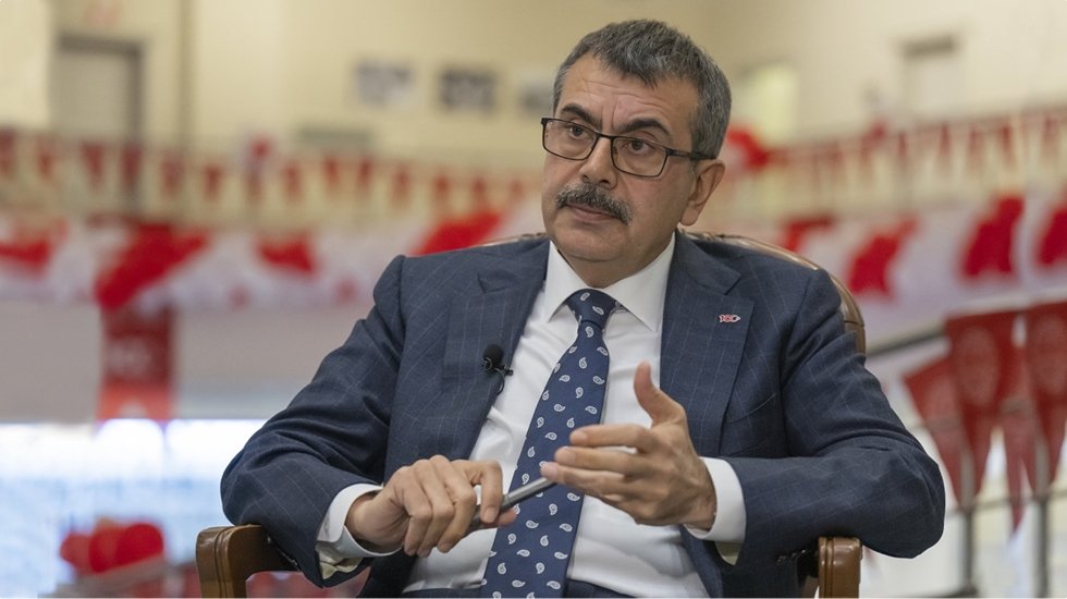 Bakan Tekin&rsquo;den İtiraf! &ldquo;Son 5 yılda 324 bin 821 &uuml;niversite &ouml;ğrencisi &ouml;ğrenimini dondurdu&rdquo;