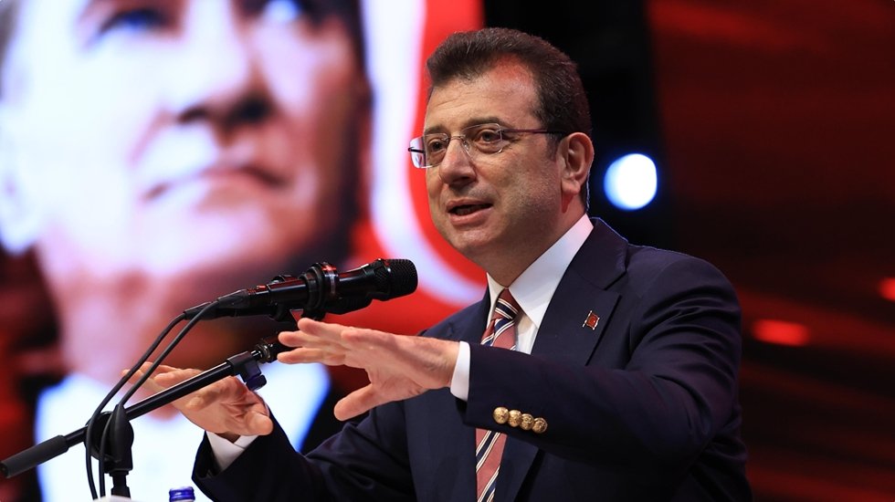 İmamoğlu: "Yenemeyeceklerini anladıkları rakiplerini, yargıyı alet ederek, yarış dışı bırakmaya &ccedil;alışıyorlar"