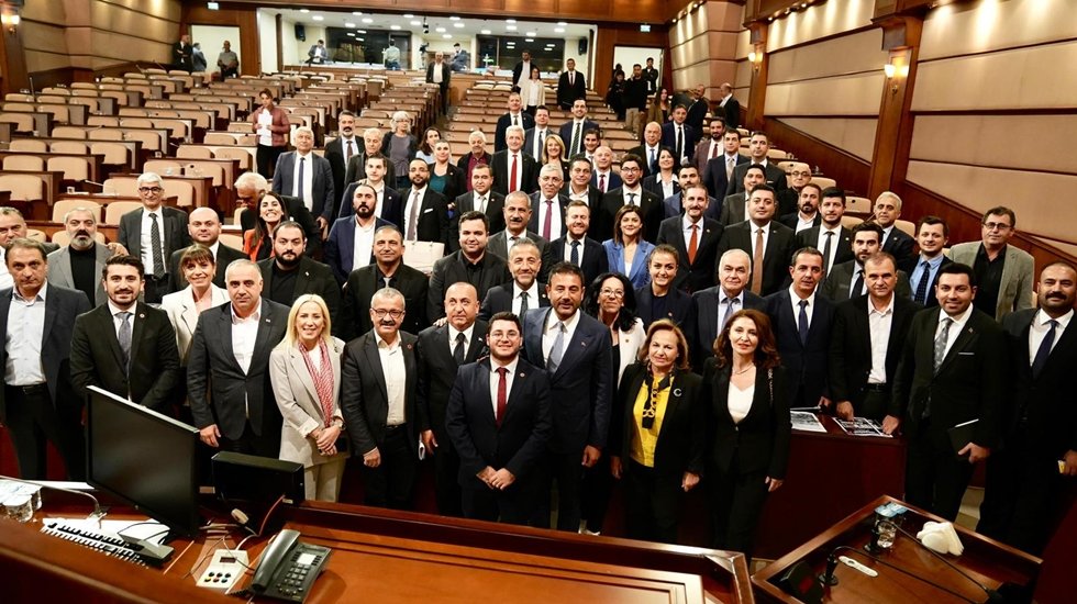 Akpolat: Kurulların siyasi tutumları Beşiktaş&rsquo;ın uzun yıllar sıkıntı yaşamasına neden oldu...