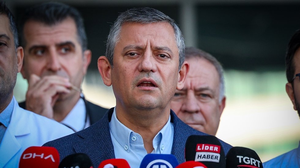 &Ouml;zel&rsquo;in kurultay karştı s&ouml;zleri sonrası sosyal medyada bombardıman...