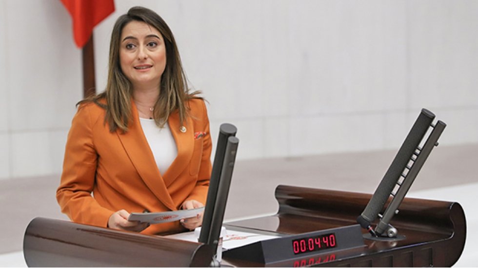 CHP&rsquo;li Bankoğlu: Emine Erdoğan&rsquo;a, Bilal Erdoğan&rsquo;a yakın vakıflar milyonlarca lira hibeyi kaptı!