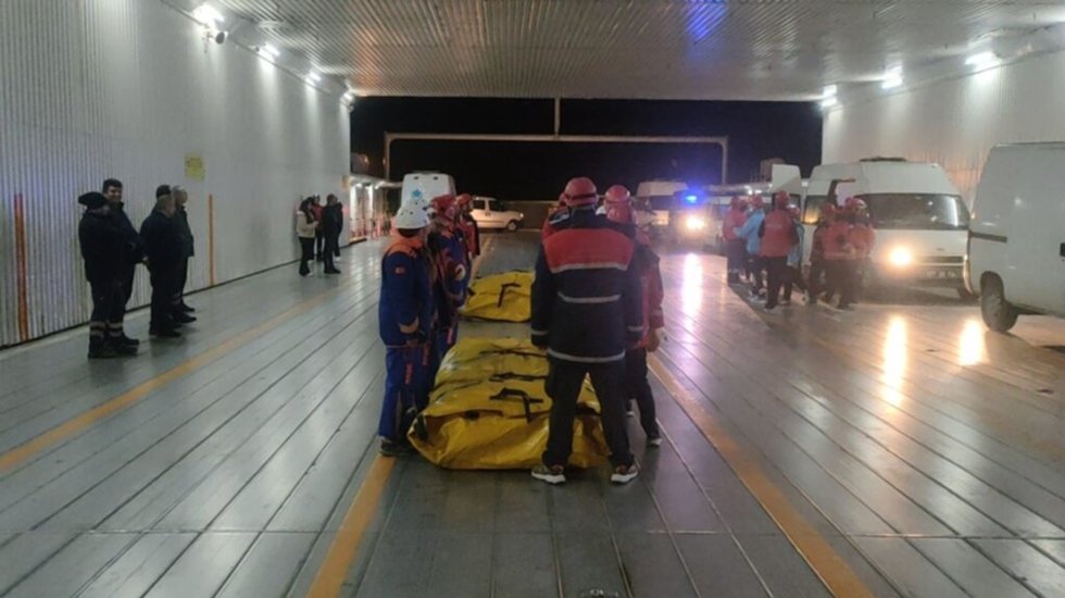 İDO&rsquo;nun Arabalı Feribotları Yalova&rsquo;da Acil Durumlar İ&ccedil;in Hastaneye D&ouml;n&uuml;şt&uuml;!