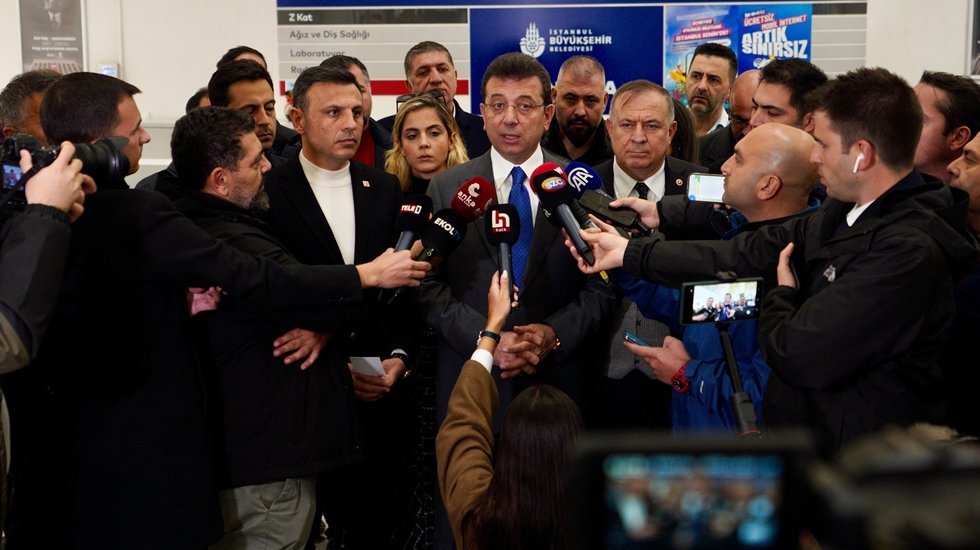 İmamoğlu: "Bir insan, makamını korumak i&ccedil;in memleketine, milletine bu kadar zul&uuml;m eder mi?&rdquo;