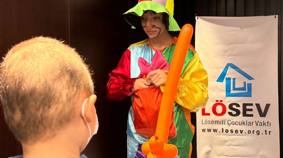 L&ouml;semiyi yenen minik kahramanlar hayata yeniden merhaba dediler