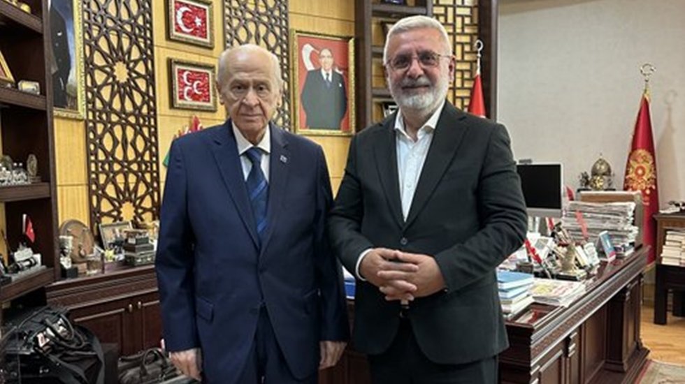 Bah&ccedil;eli&rsquo;nin &lsquo;&Ouml;calan &ccedil;ağrısını&rsquo; &ouml;rnek g&ouml;steren Metiner, Hizbullah&rsquo;a &lsquo;af&rsquo; istedi