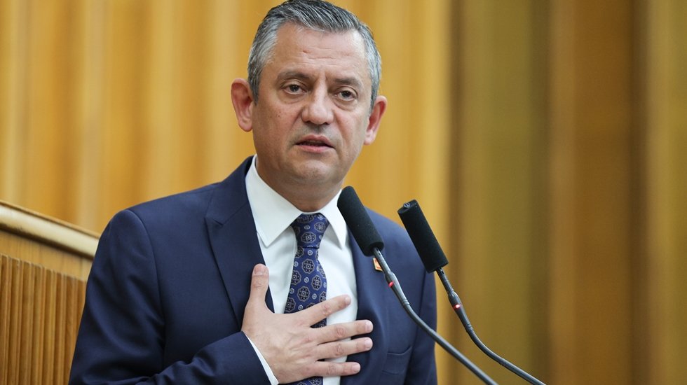 &Ouml;zel: &ldquo;Sokakta erken se&ccedil;im talebi arttı. Bu talebi daha g&ouml;r&uuml;n&uuml;r kılalım&rdquo;