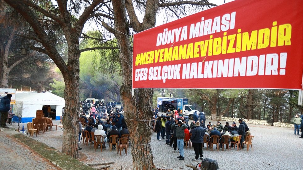 Meryem Ana Evi&rsquo;ne &lsquo;&ccedil;ilingirli&rsquo; tahliye