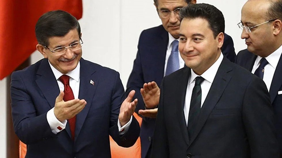 Babacan,&nbsp;AKP'ye katılıp katılmayacakları sorusuna ne dedi?