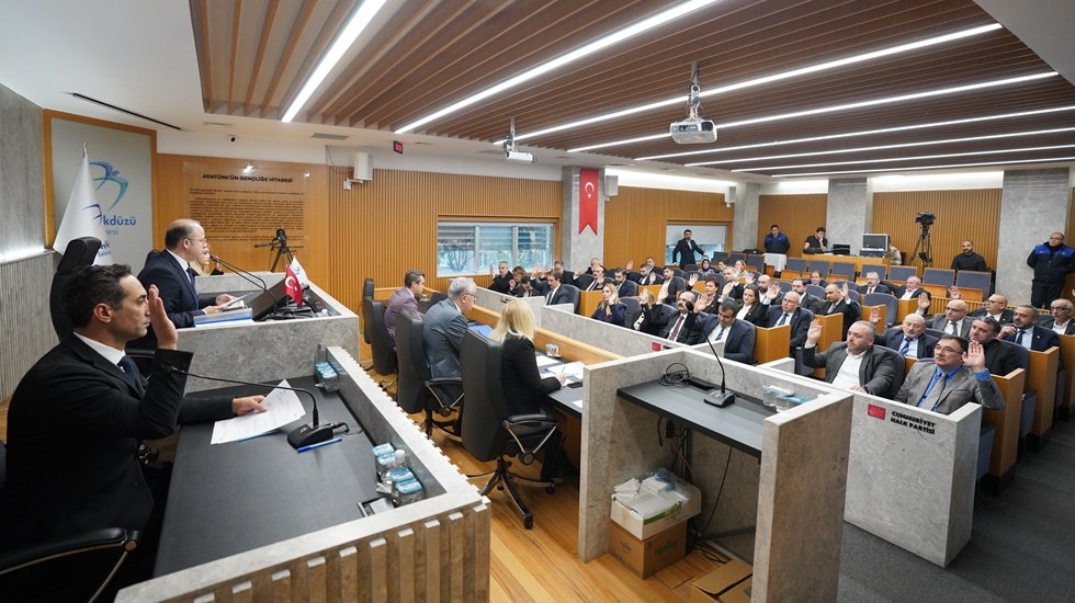 Beylikd&uuml;z&uuml;&rsquo;nde 2024 yılının son meclis toplantısı yapıldı