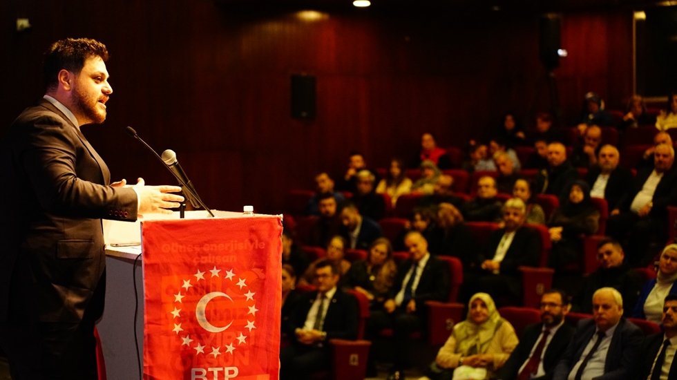 H&uuml;seyin Baş: "Akdeniz, İsrail g&ouml;l&uuml; haline getiriliyor. Kıbrıs'ı da ABD ve İsrail'in emellerine feda edecekler!"