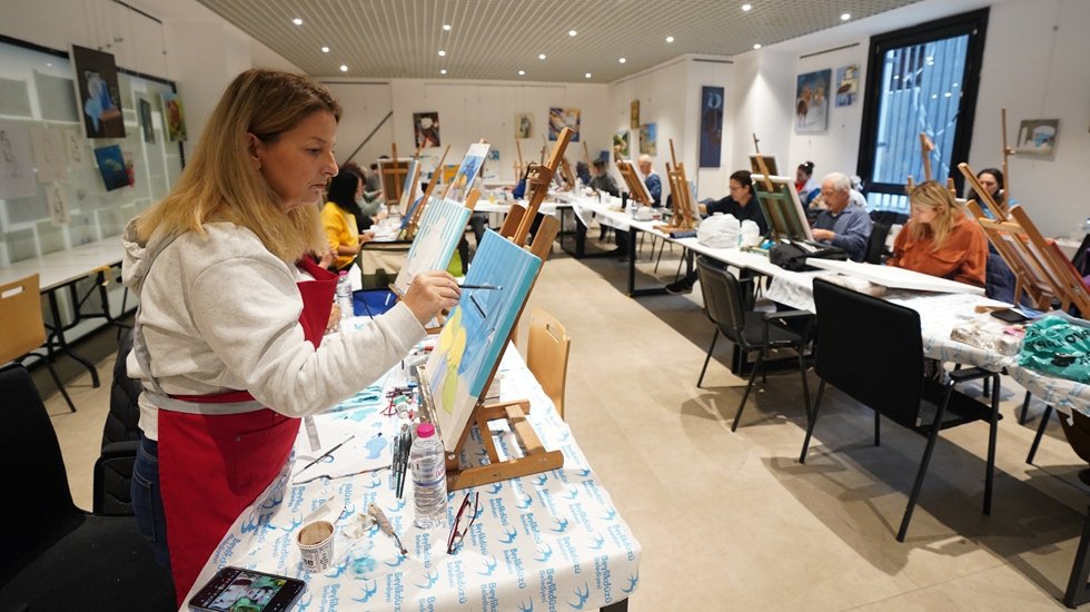 K&uuml;lt&uuml;rsem kursları devam ediyor