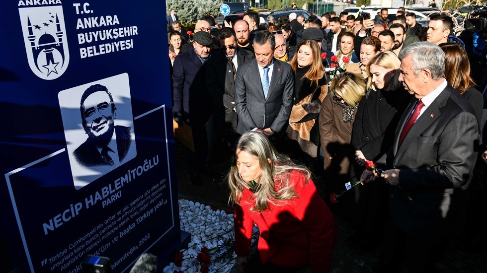 Necip Hablemitoğlu&rsquo;nun anısını yaşatacak park a&ccedil;ıldı