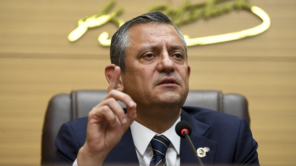 &Ouml;zg&uuml;r &Ouml;zel'den asgari &uuml;cret a&ccedil;ıklaması