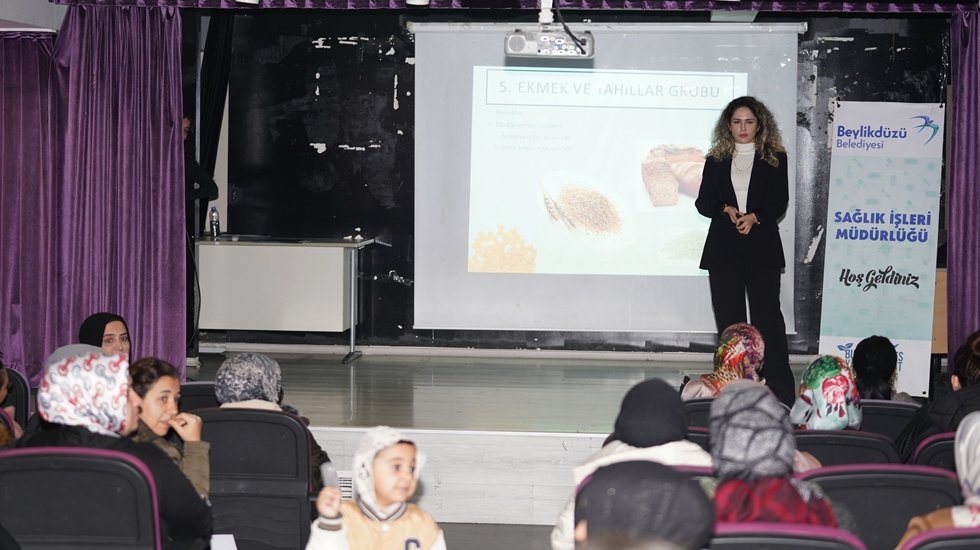 Veliler i&ccedil;in 'Sağlıklı Yaşam' semineri