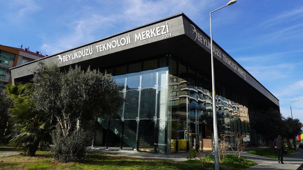 Teknoloji Geliştirme Merkezi girişimcileri yatırımcılarla buluşturuyor